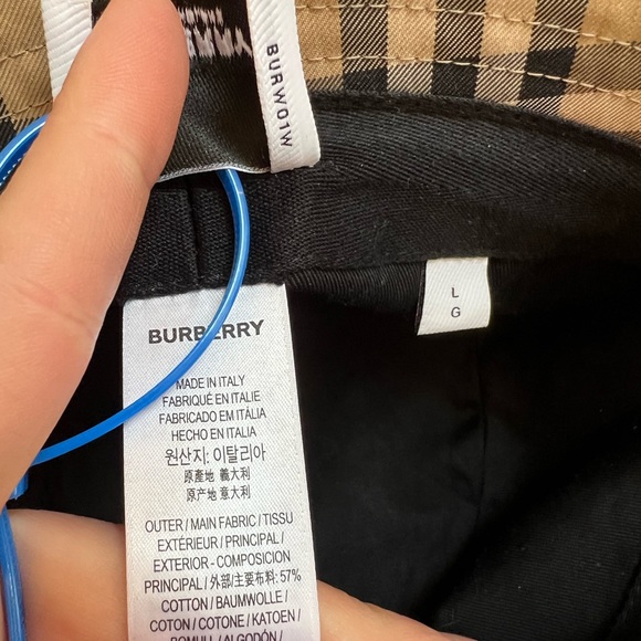 🚫SOLD🚫Vintage Check Technical Cotton Bucket Hat - Picture 7 of 9